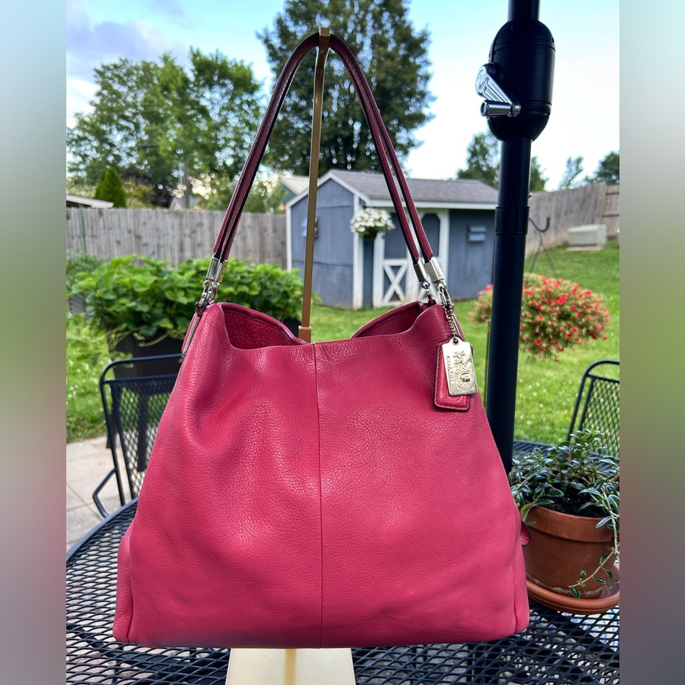 Authentic COACH leather hobo bag in color fuchsia